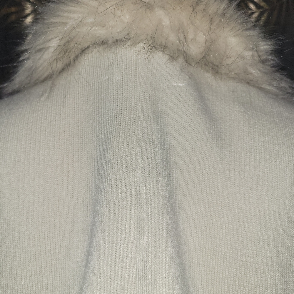 Ann Taylor Factory Cream Cape with Faux Fur Trim - Picture 8 of 8